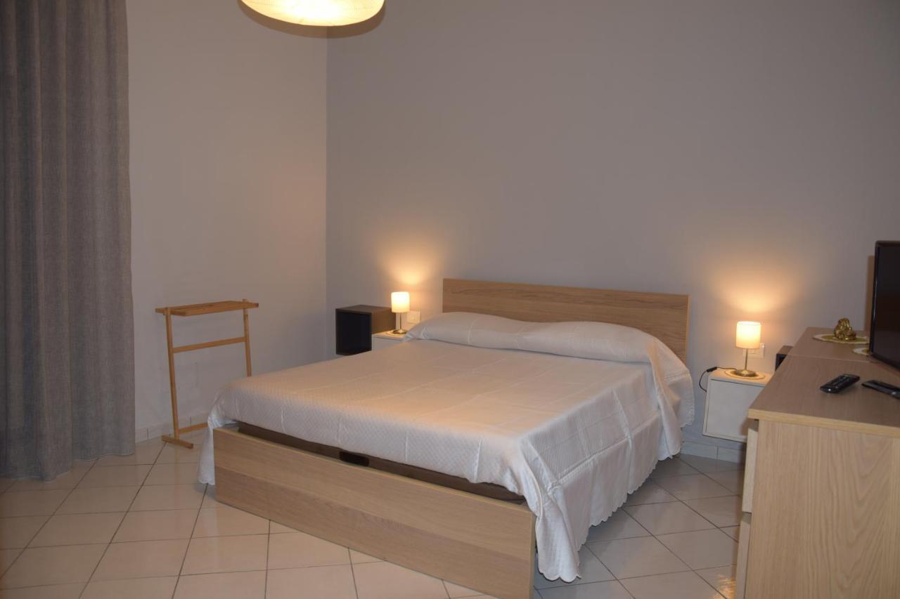 Diana E Atteone Bed & Breakfast Caserta Luaran gambar