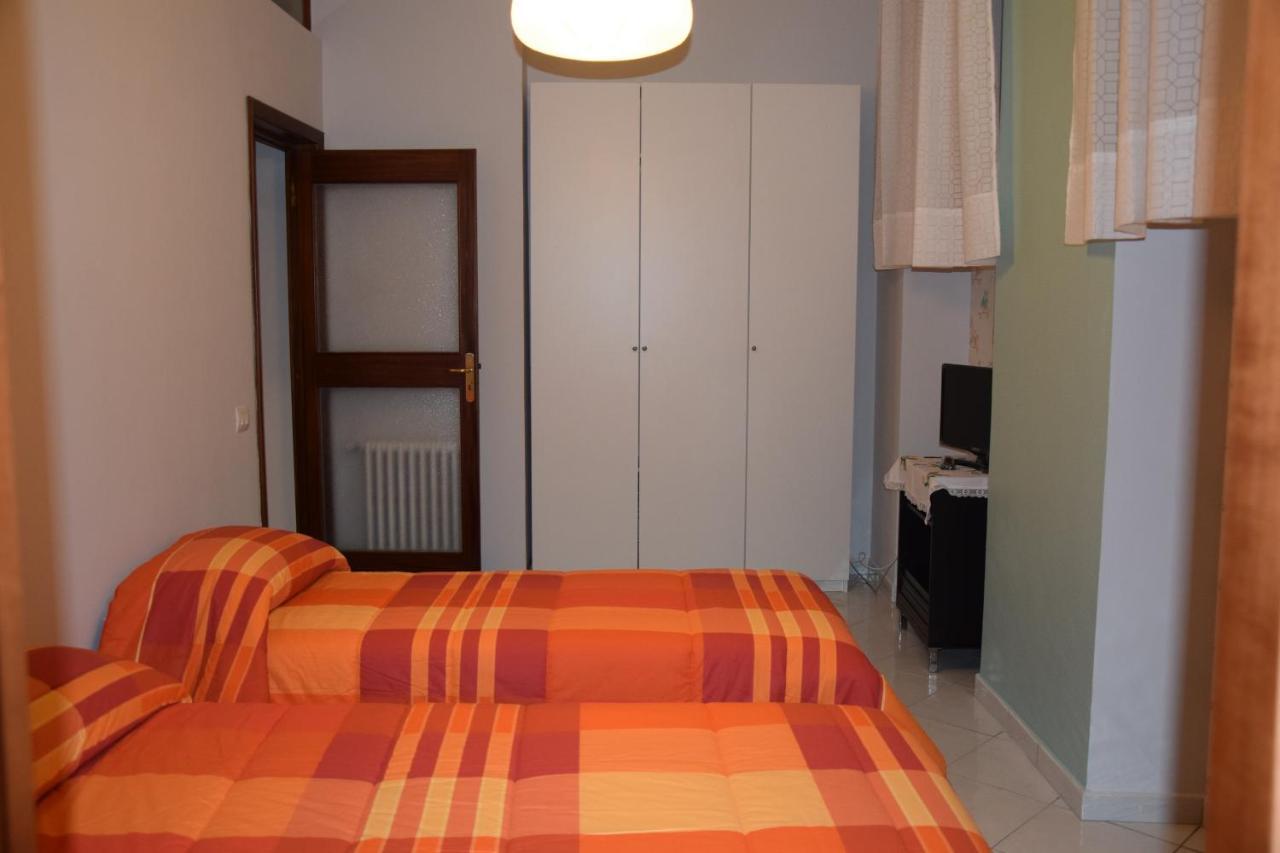 Diana E Atteone Bed & Breakfast Caserta Luaran gambar